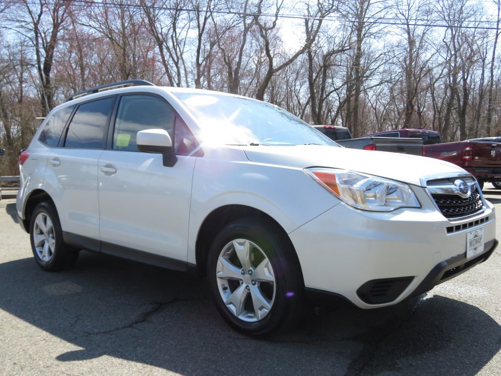 Used 2015 Subaru Forester 2.5i Premium w/ All-Weather Package AWD/4WD image 3