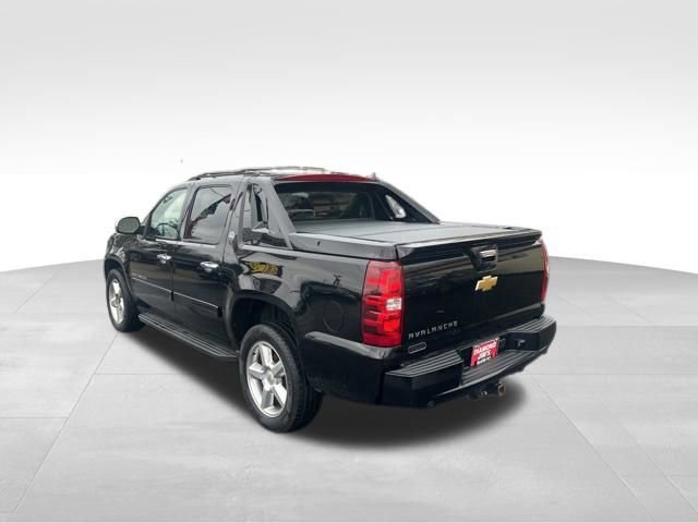 Used 2013 Chevrolet Avalanche LT w/ All-Star Edition image 13