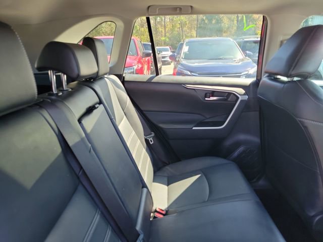 Used 2024 Toyota RAV4 XLE Premium FWD image 31