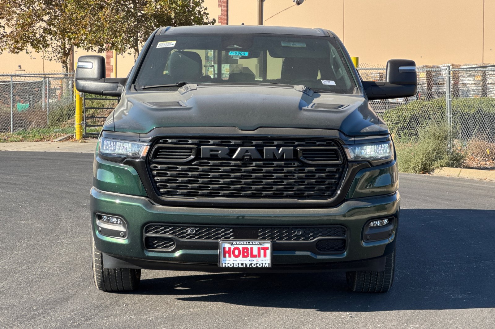 New 2027 RAM 1500 Express AWD/4WD image 8