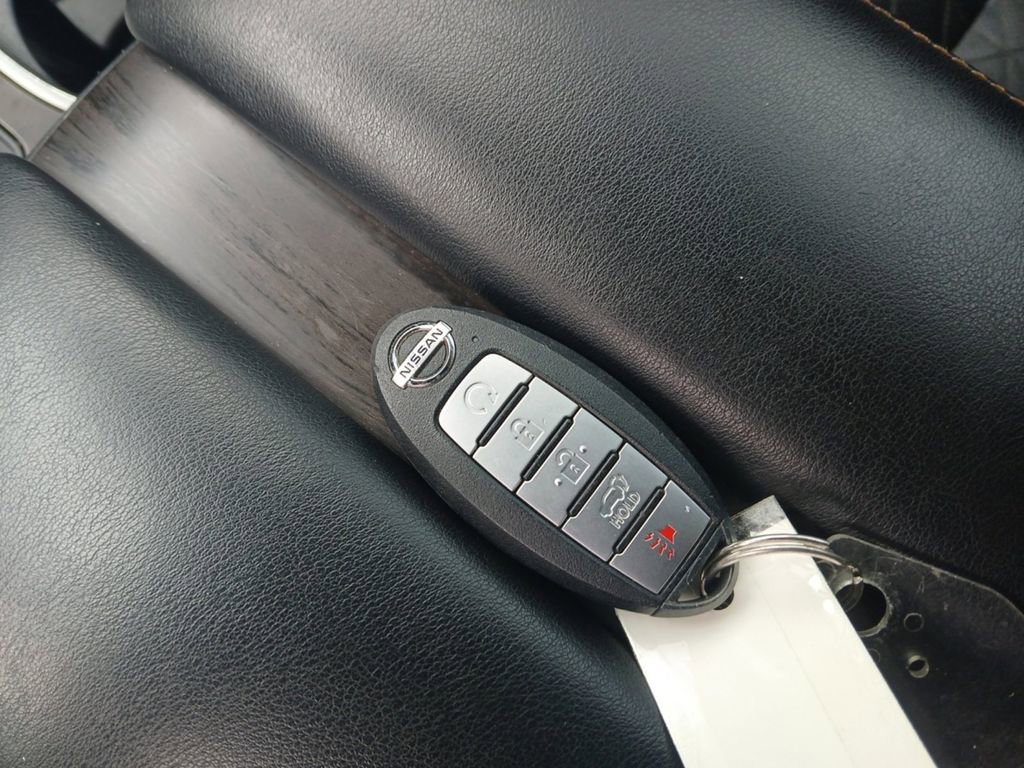 Used 2022 Nissan Murano Platinum w/ Cargo Package AWD/4WD image 6