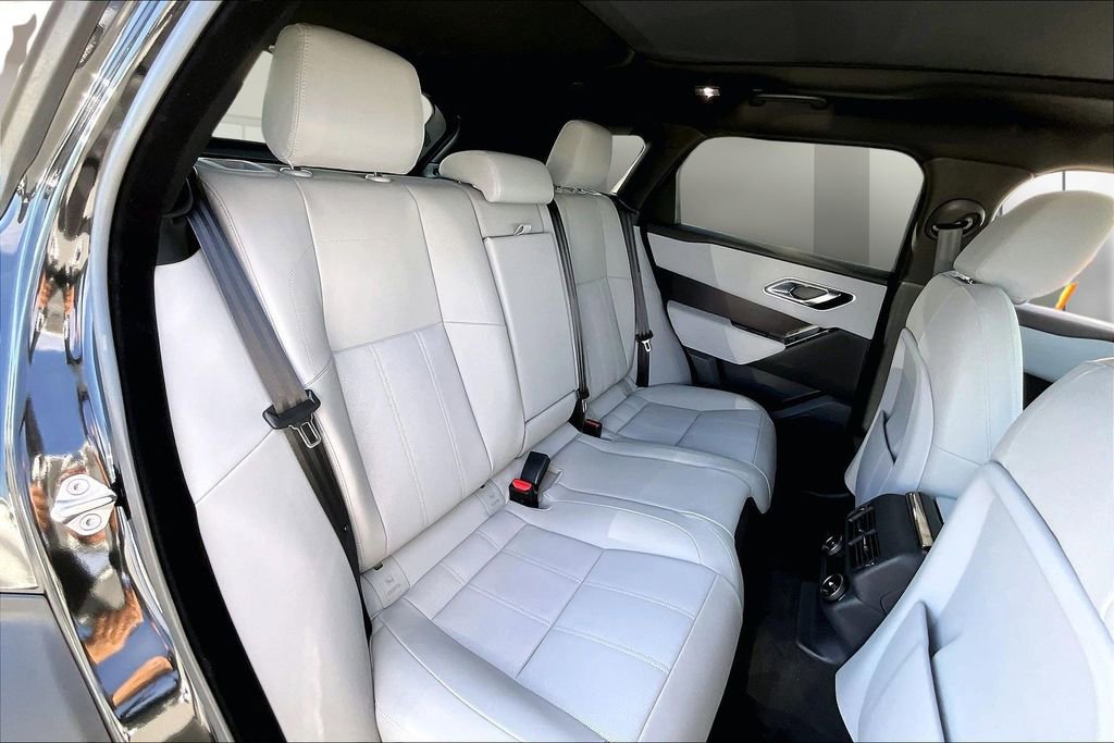New 2026 Land Rover Range Rover Velar Dynamic SE image 10