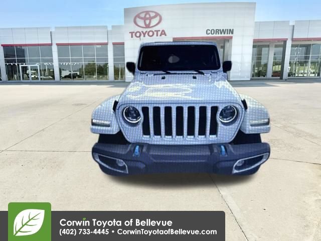 Used 2023 Jeep Wrangler Unlimited Sahara w/ Cold Weather Group AWD/4WD image 8