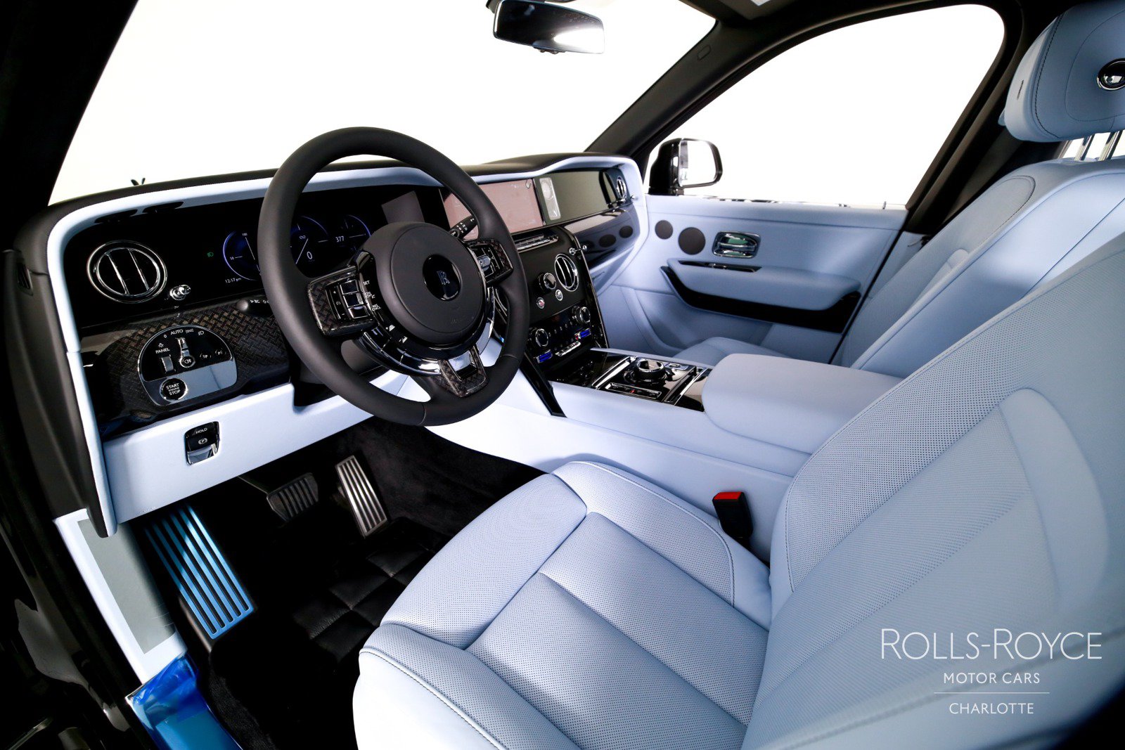 New 2027 Rolls-Royce Cullinan Black Badge AWD/4WD image 4