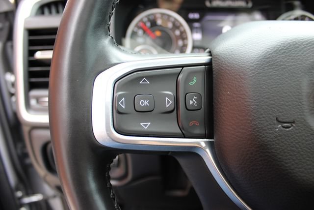 Used 2019 RAM 1500 Laramie AWD/4WD image 18
