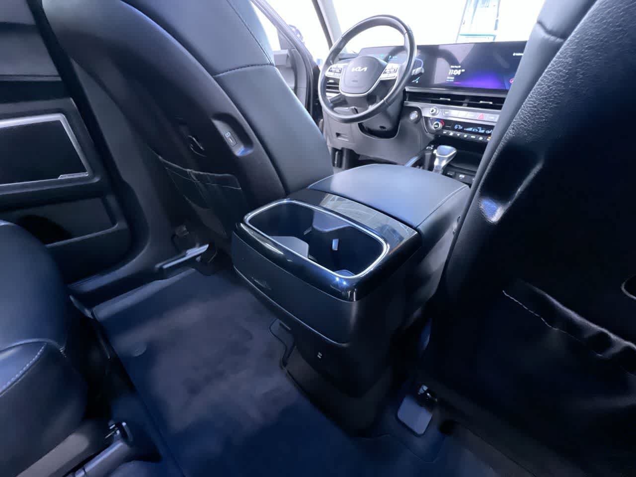 Used 2025 Kia Telluride S FWD image 41