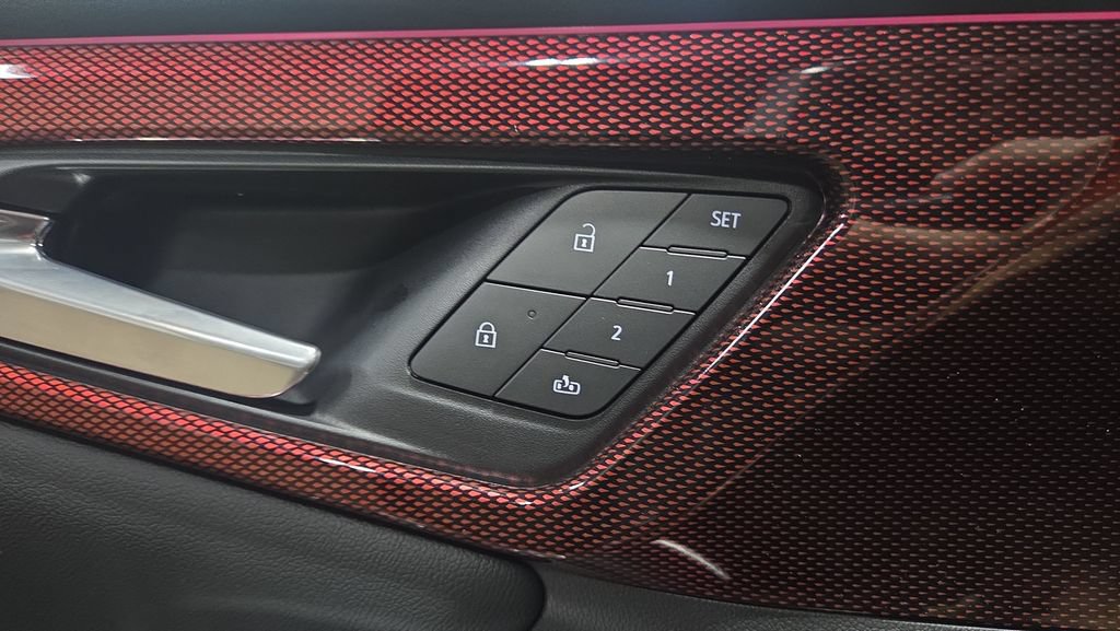 New 2026 Chevrolet Traverse RS FWD image 8