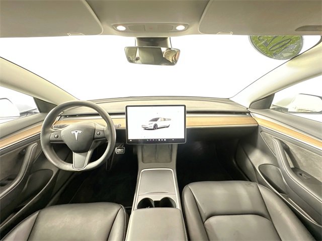 Used 2023 Tesla Model 3 Performance image 3