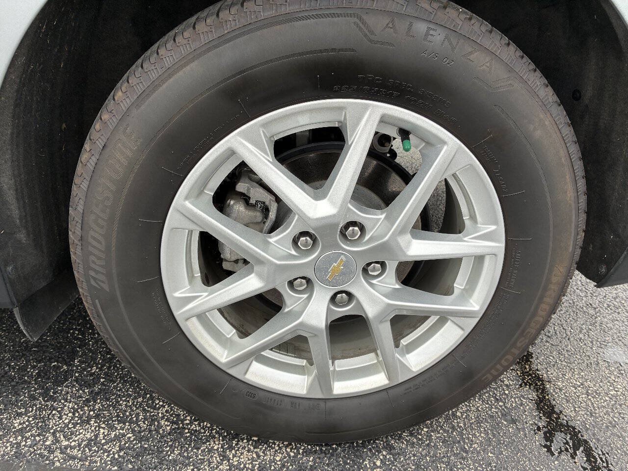 Used 2023 Chevrolet Equinox LT AWD/4WD image 25