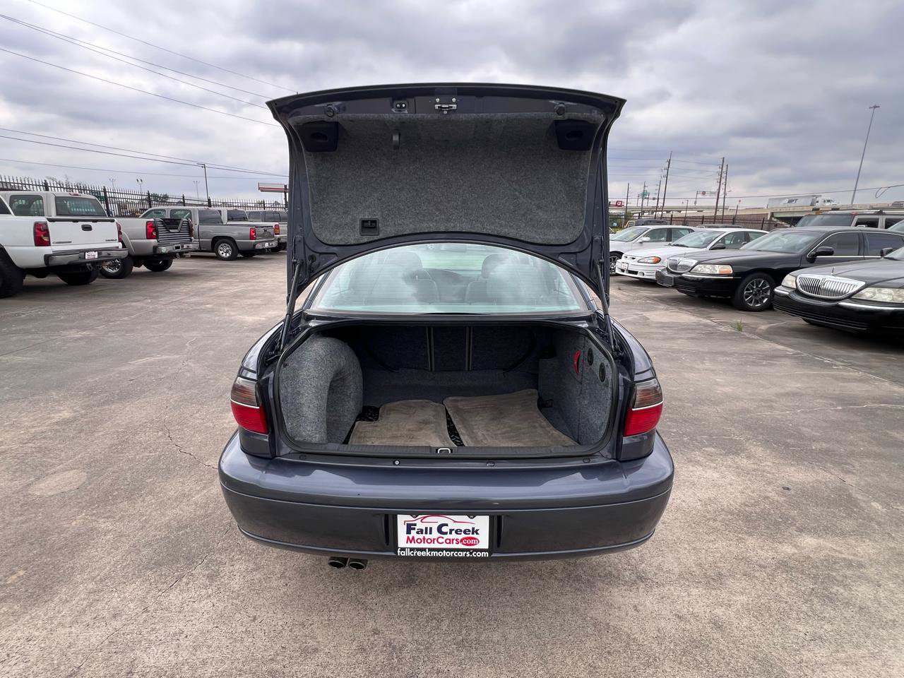 Used 1997 Cadillac Catera RWD image 29