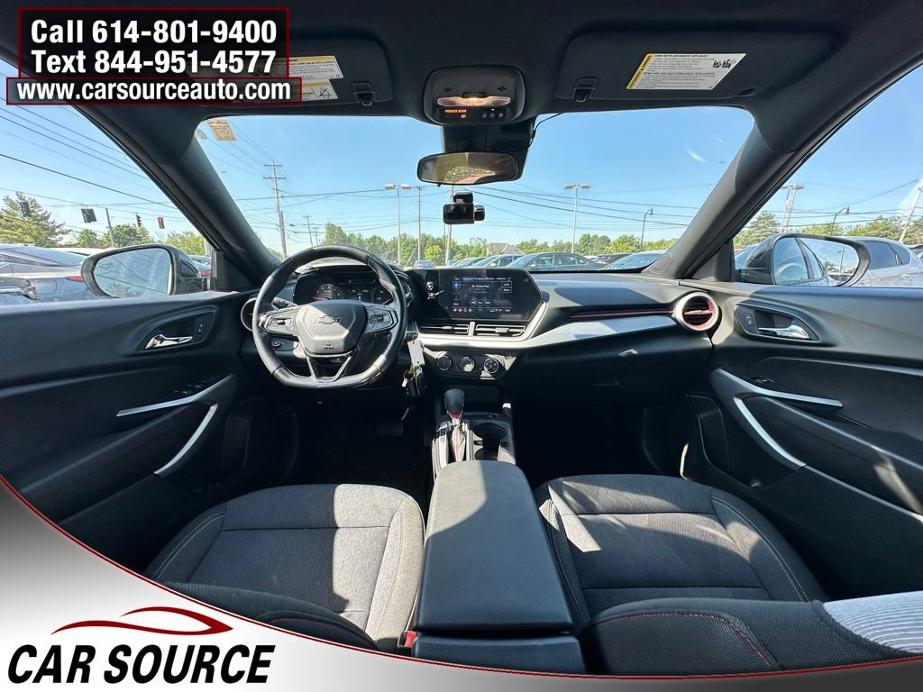 Used 2024 Chevrolet Trax RS w/ Driver Confidence Package FWD image 20