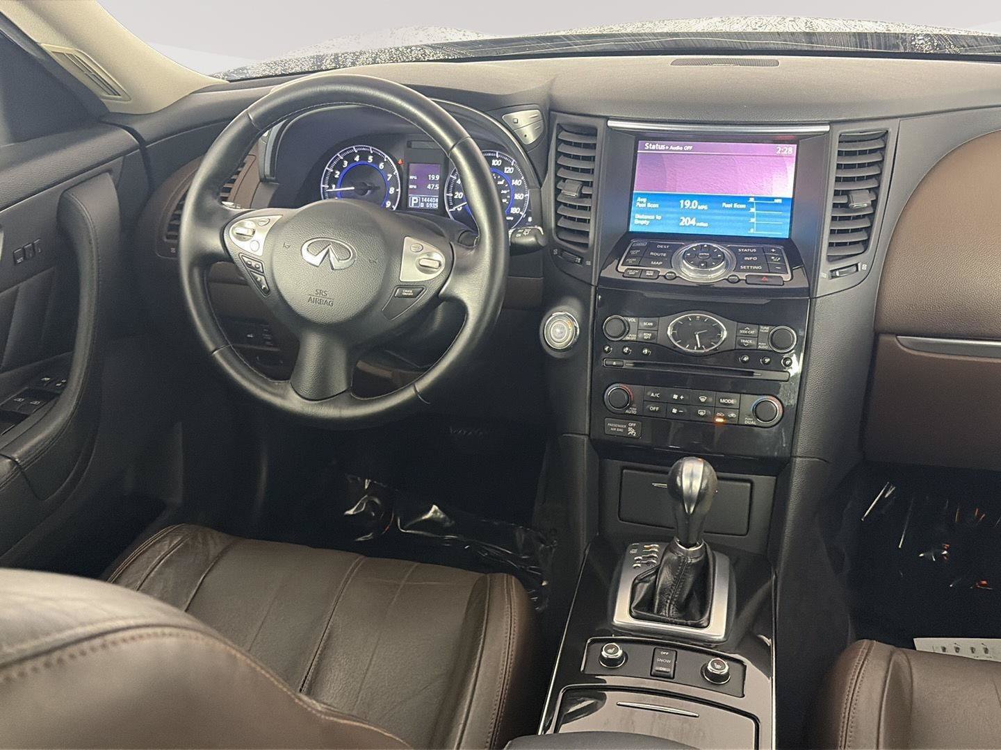 Used 2012 INFINITI FX35 AWD w/ Premium Pkg image 21