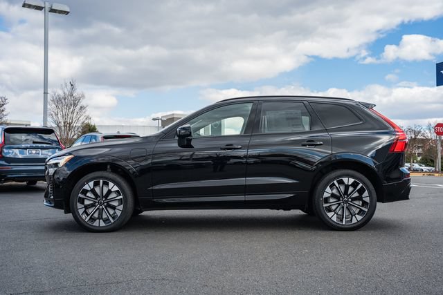 New 2026 Volvo XC60 T8 Plus w/ Protection Package Premier AWD/4WD image 4