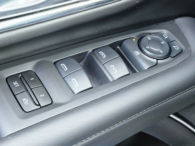 Used 2024 Chevrolet Suburban LT image 21