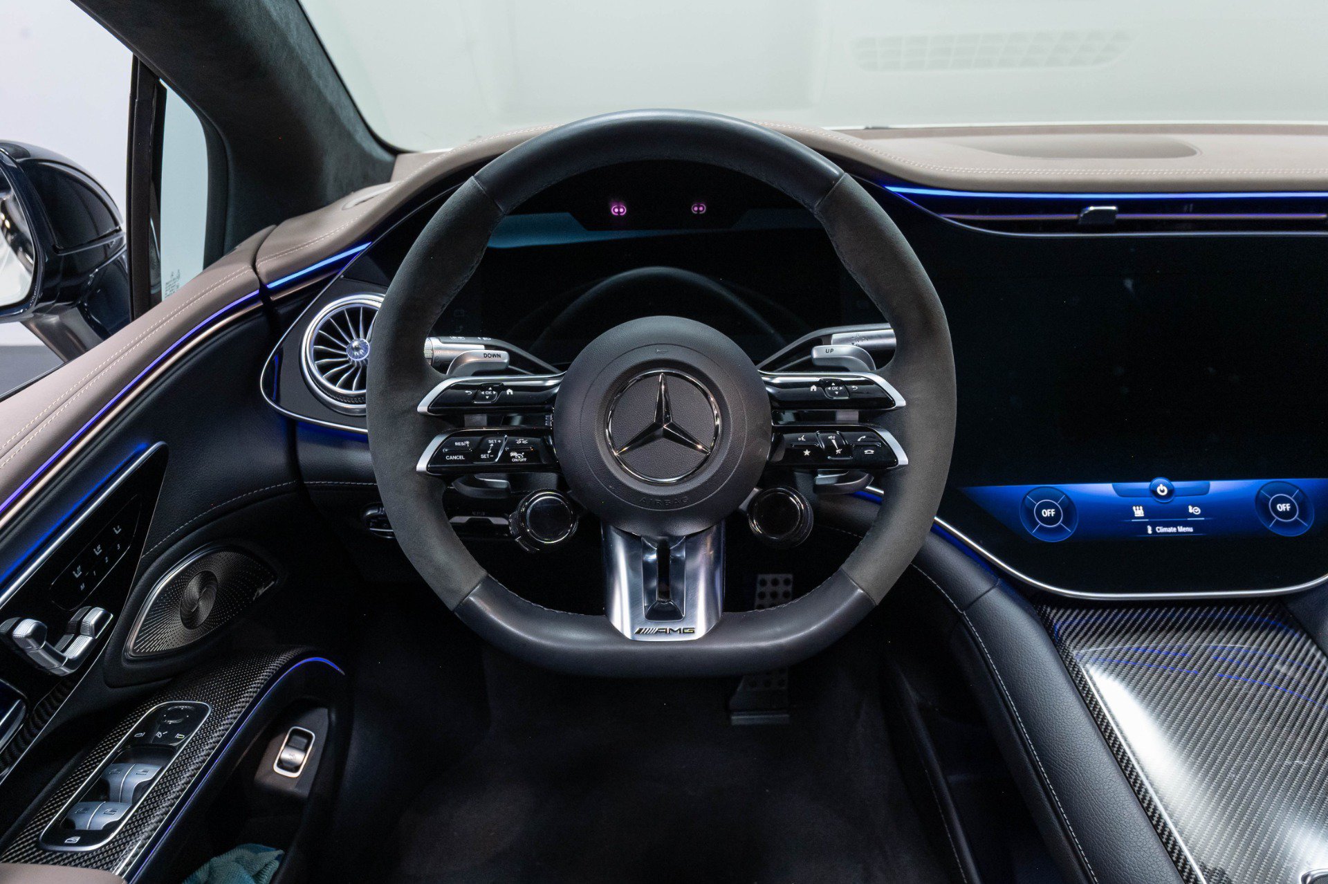 Used 2023 Mercedes-Benz EQS AMG 4MATIC w/ Trim Level Package image 20