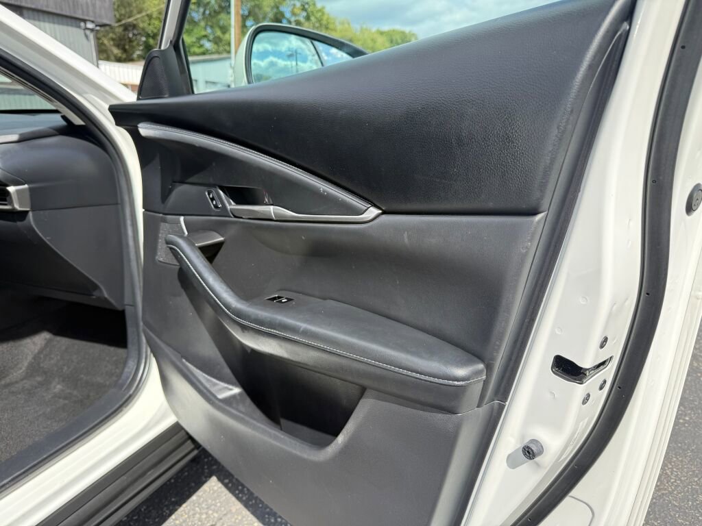 Used 2021 MAZDA CX-30 AWD 2.5 S w/ Select Package image 26