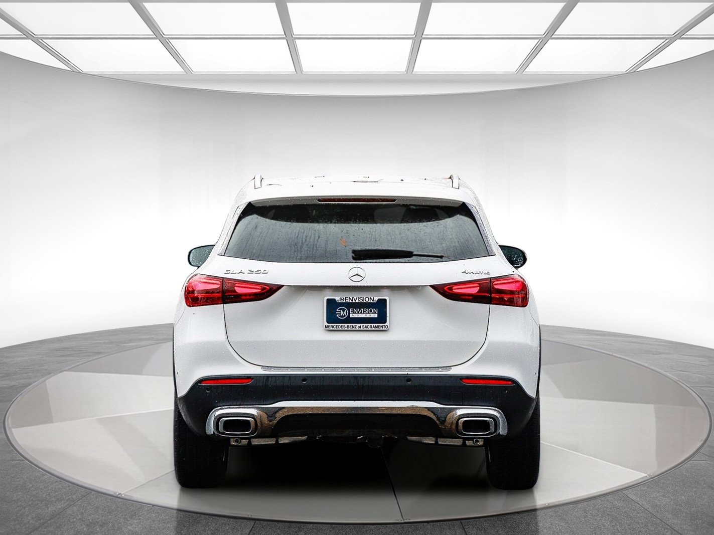 Used 2025 Mercedes-Benz GLA 250 4MATIC image 3