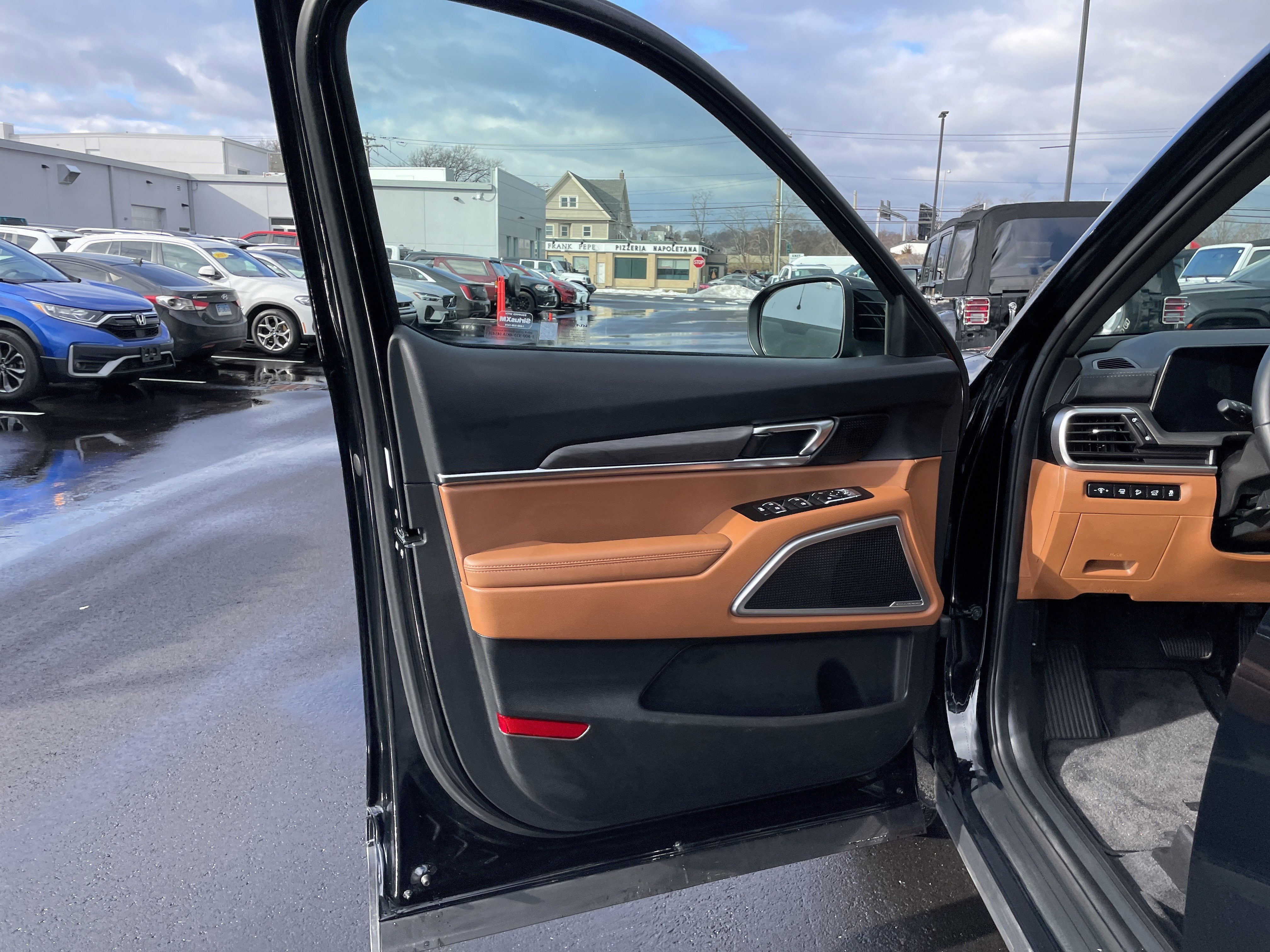 Used 2025 Kia Telluride EX X-Line image 41