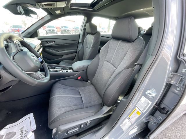 Used 2025 Honda Accord Sport image 16