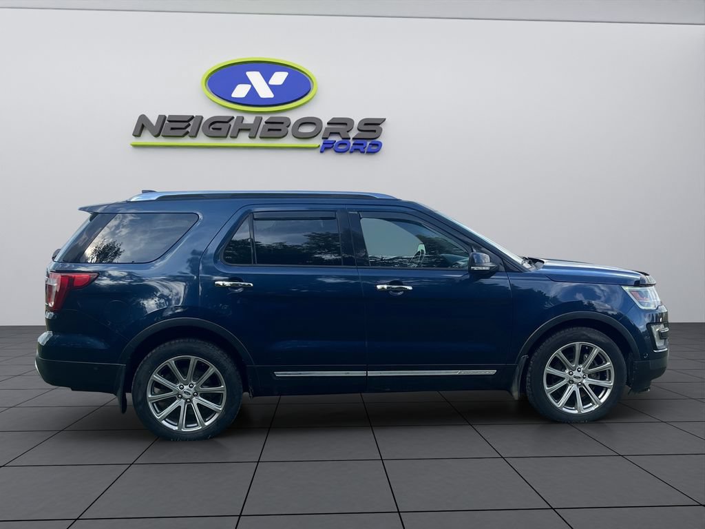 Used 2017 Ford Explorer Limited w/ Equipment Group 301A AWD/4WD image 7