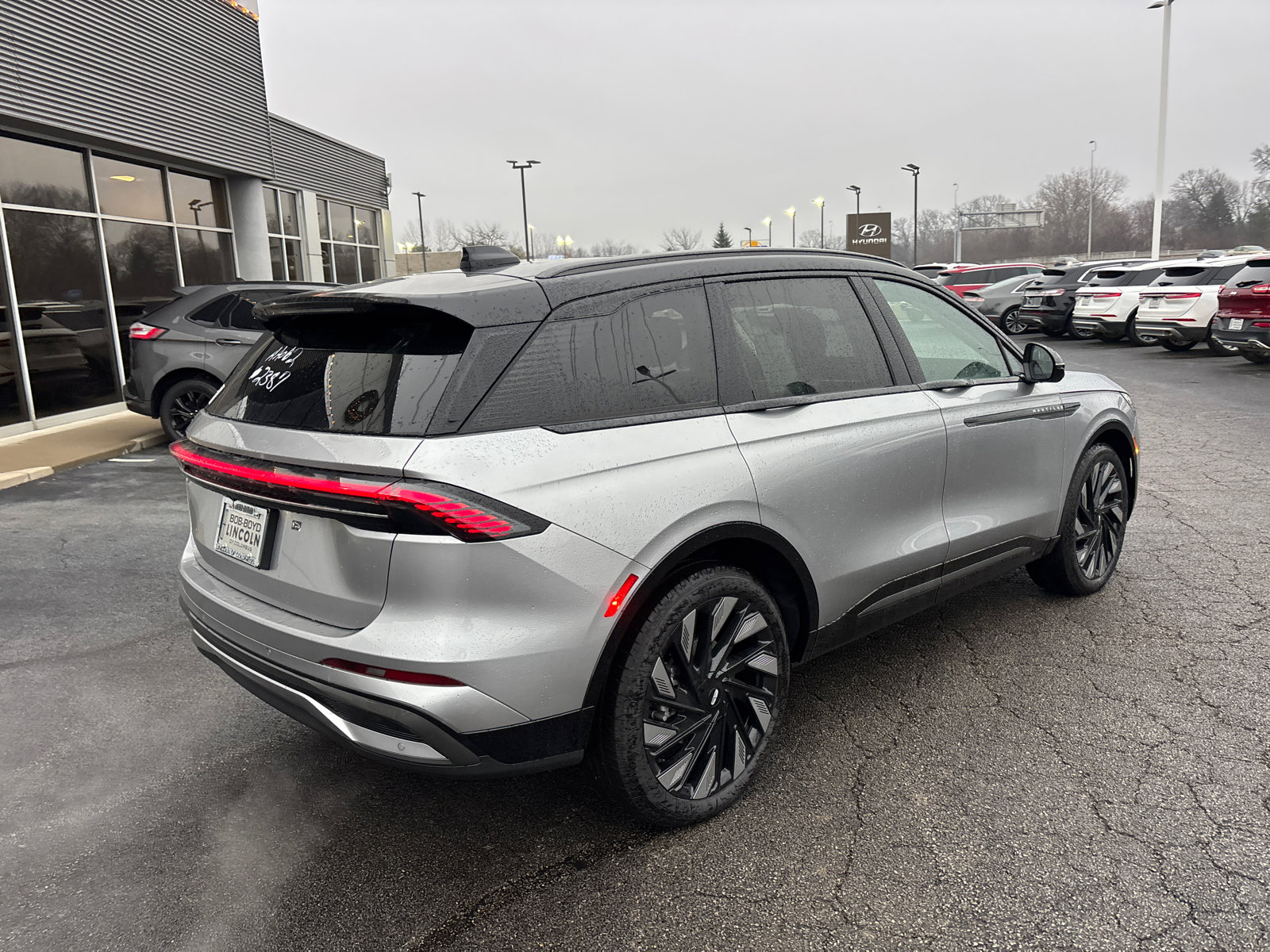 New 2026 Lincoln Nautilus Reserve w/ Jet Appearance Package image 7