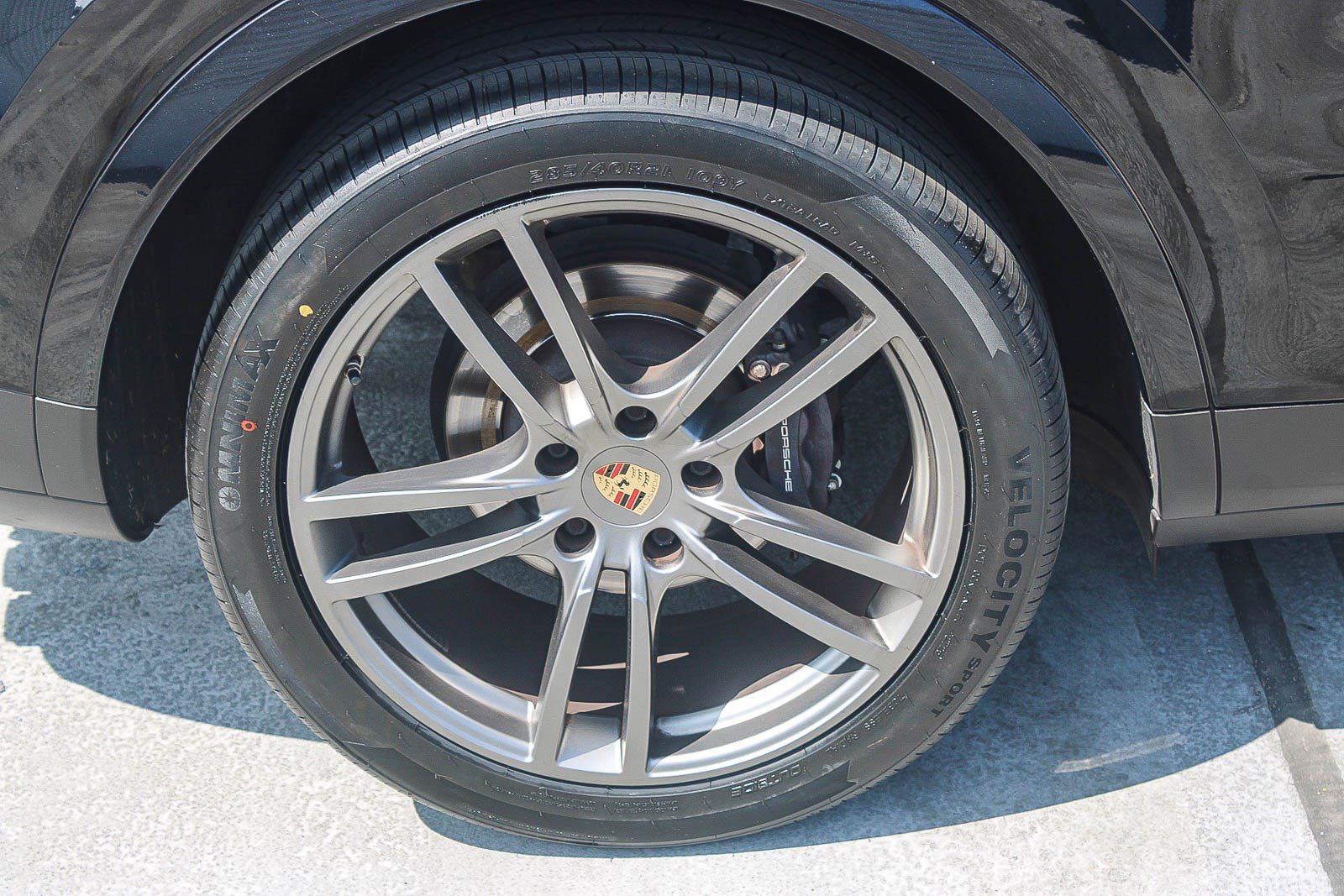 Used 2021 Porsche Cayenne Coupe AWD/4WD image 12