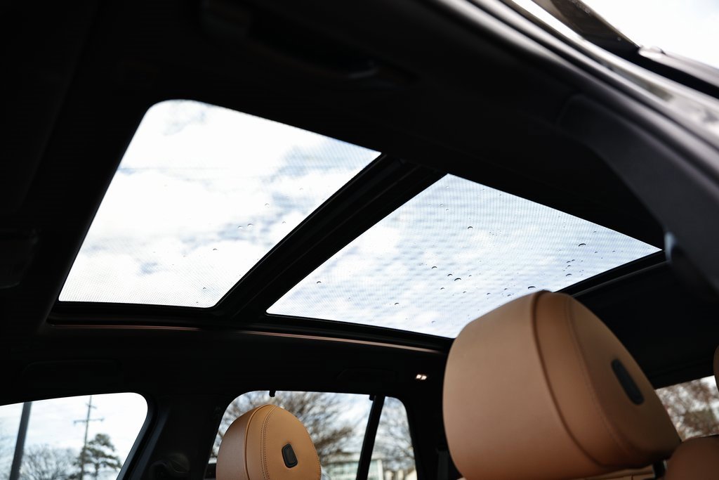 Used 2022 BMW X5 xDrive40i w/ M Sport Package image 14