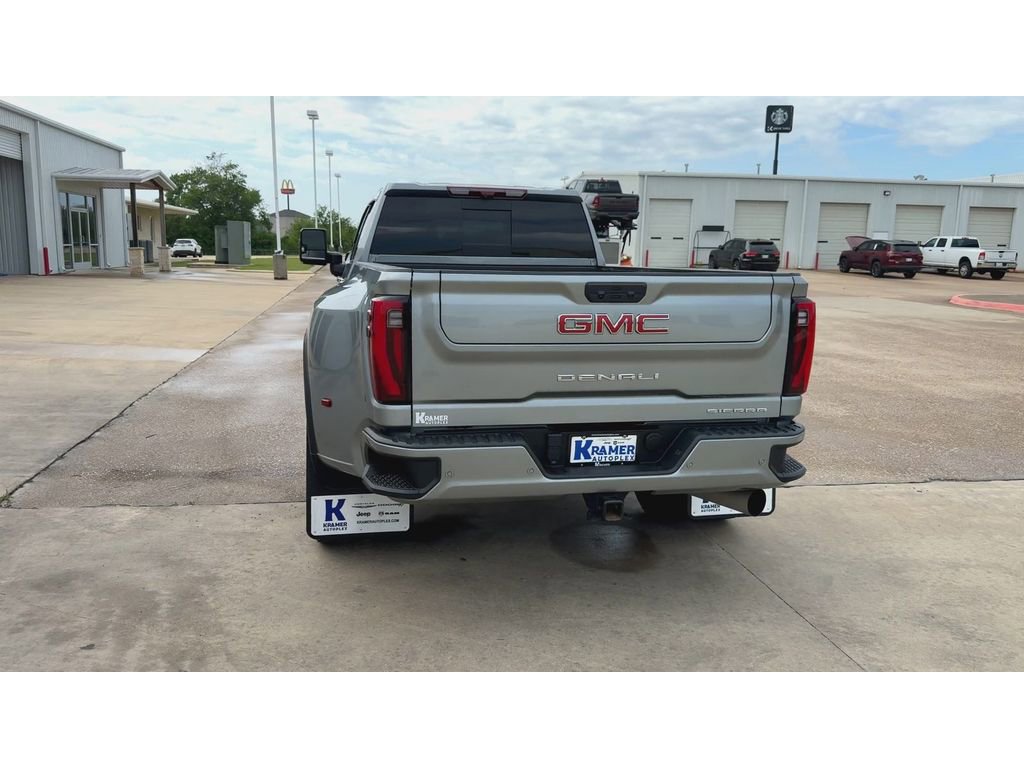 Used 2024 GMC Sierra 3500 Denali w/ Denali Reserve Package image 7