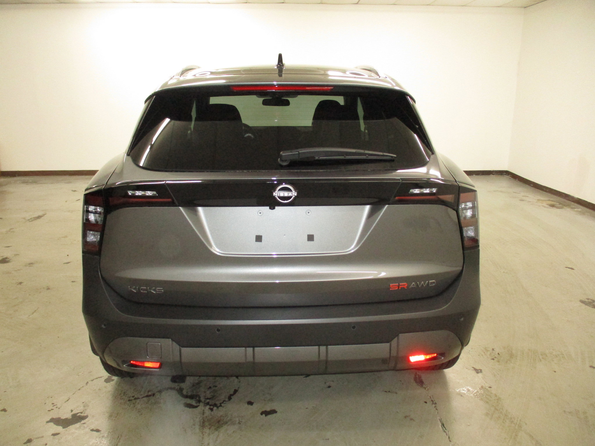 New 2026 Nissan Kicks SR w/ SR Premium Package AWD/4WD image 6