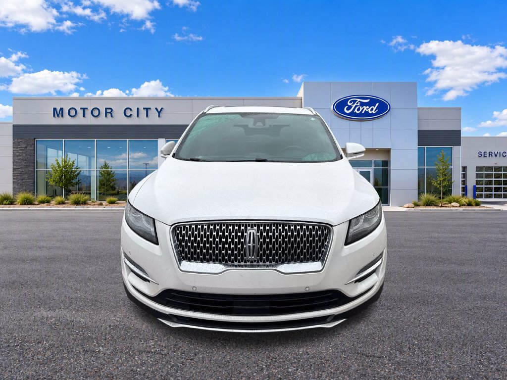 Used 2019 Lincoln MKC Reserve AWD/4WD image 2
