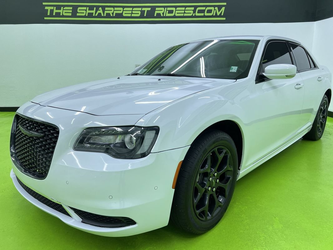 Used 2023 Chrysler 300 Touring L AWD/4WD image 5