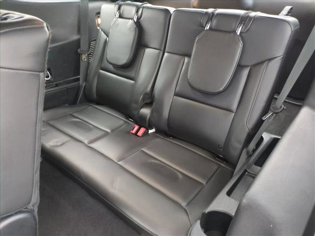 Used 2024 Ford Explorer XLT w/ Equipment Group 202A image 20