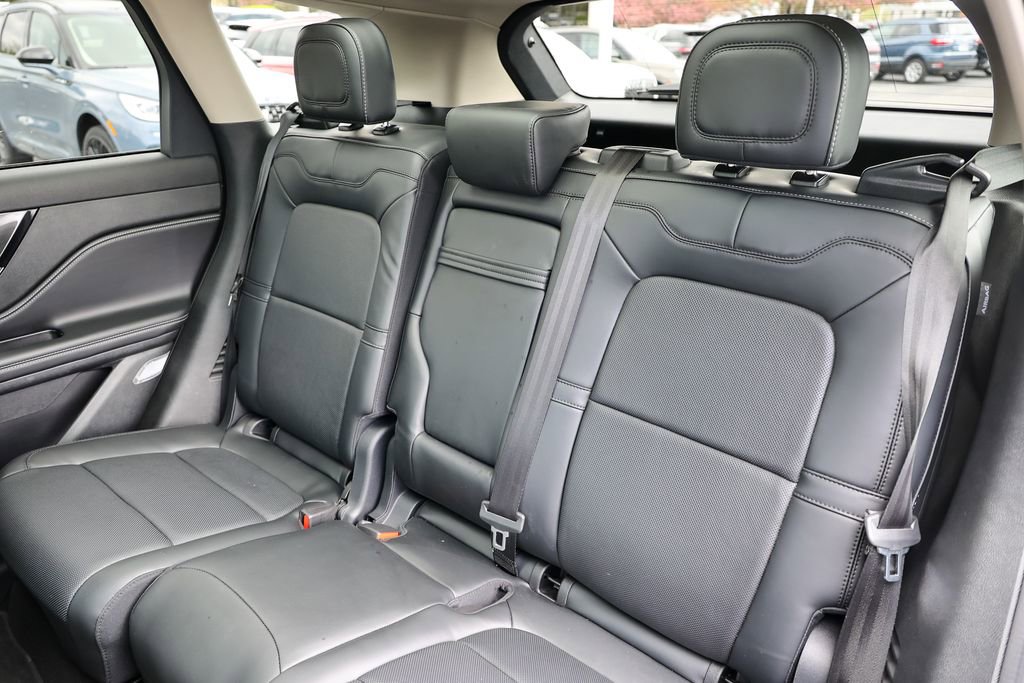 Used 2025 Lincoln Corsair Grand Touring w/ Jet Appearance Package image 37