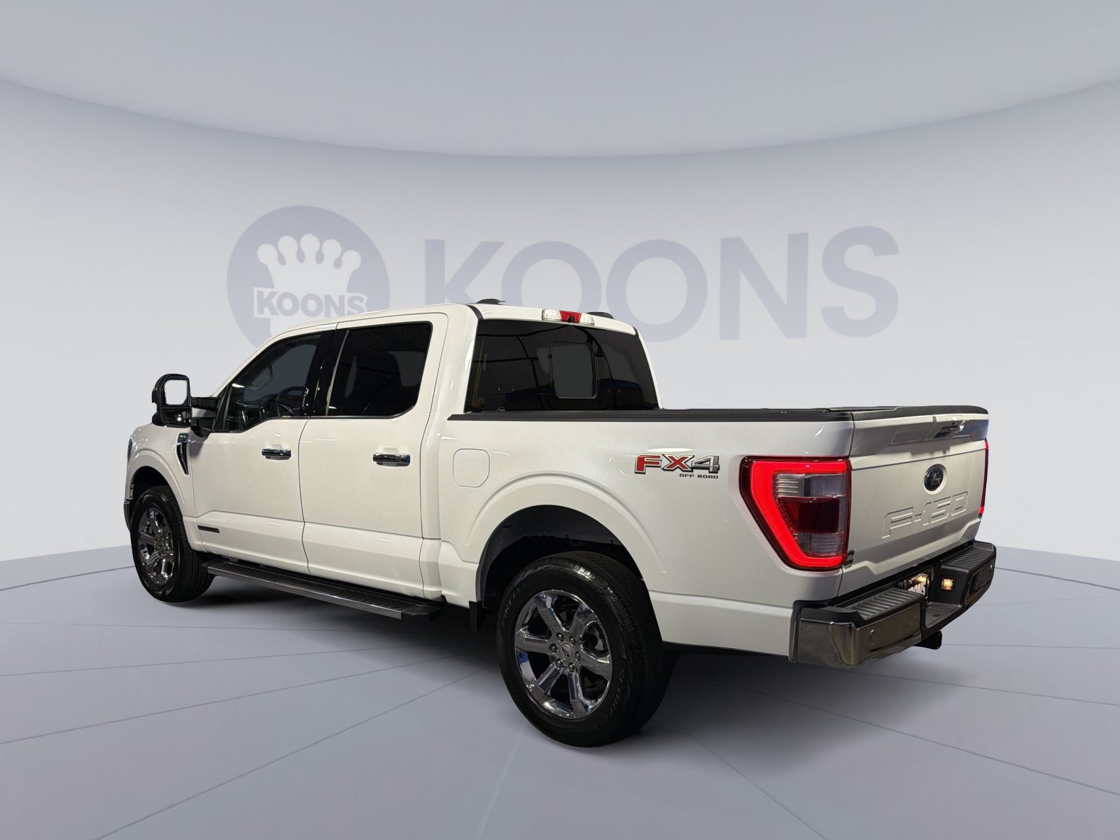 Used 2023 Ford F150 Lariat w/ Equipment Group 502A High AWD/4WD image 4