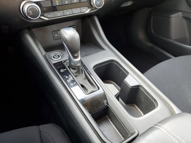 Certified 2022 Nissan Sentra S image 18