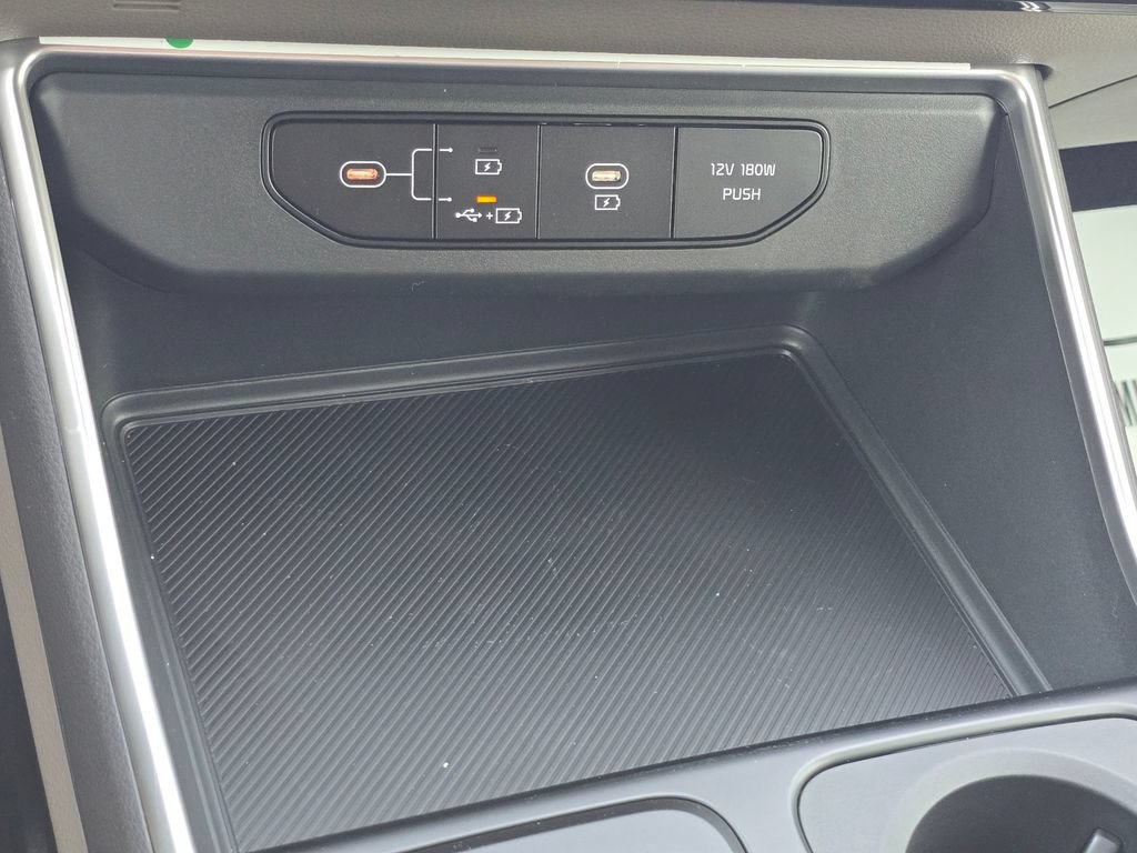 New 2027 Kia Carnival LX FWD image 18