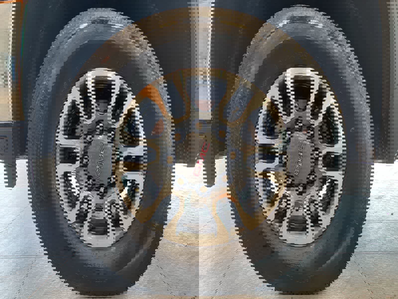 Used 2023 GMC Sierra 2500 SLT w/ SLT Premium Package image 9