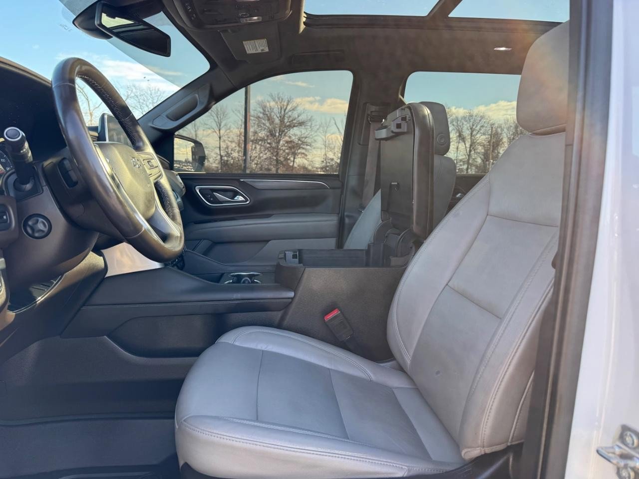 Used 2021 Chevrolet Suburban Z71 w/ Z71 Signature Package image 20