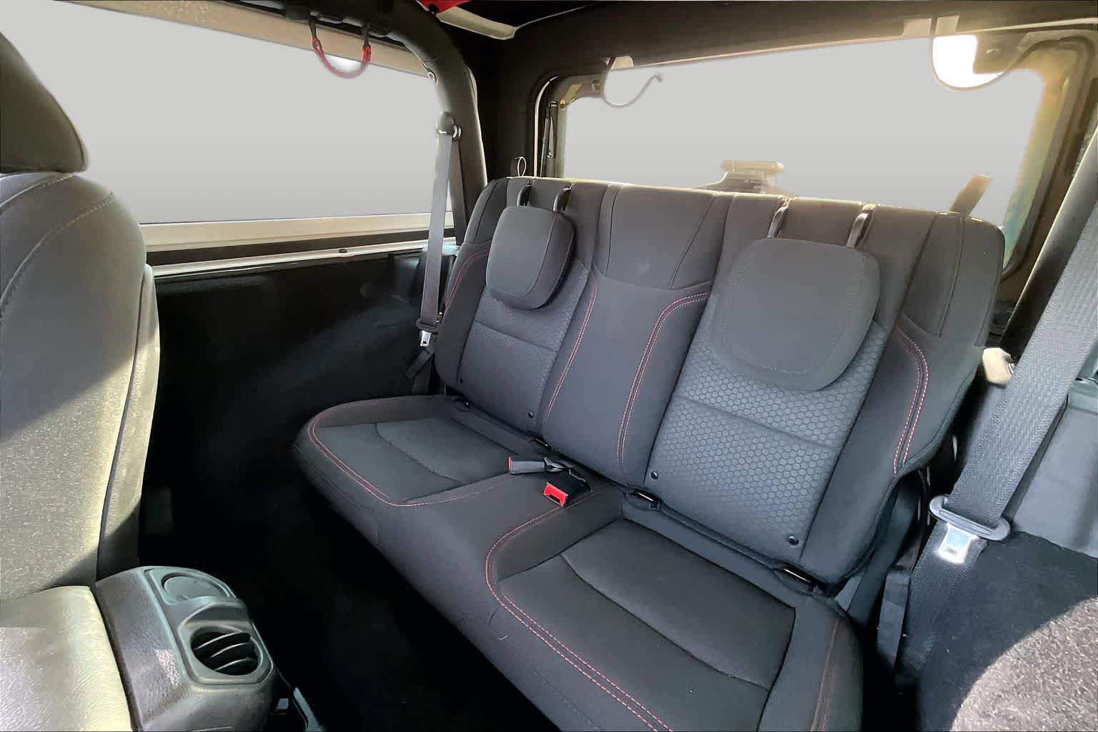 Used 2020 Jeep Wrangler Rubicon AWD/4WD image 37