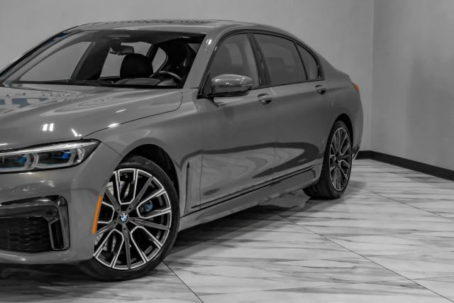 Used 2020 BMW 750i xDrive w/ Executive Package AWD/4WD image 8