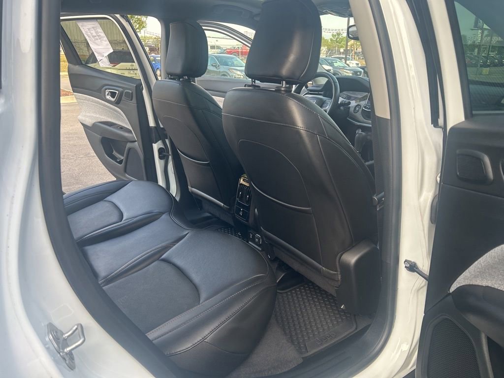 Used 2022 Jeep Compass Latitude w/ Sun and Sound Group image 29