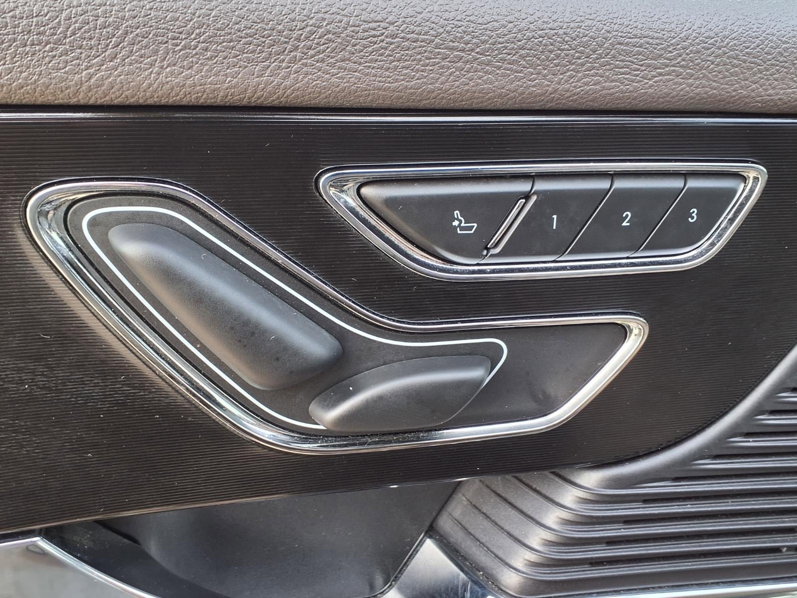 Certified 2022 Lincoln Corsair FWD image 18