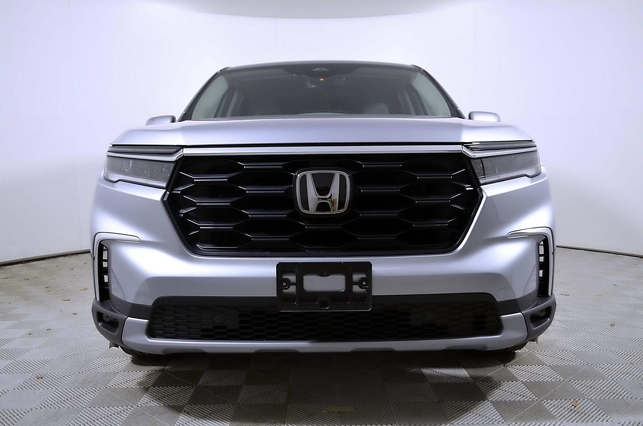 Used 2024 Honda Pilot EX-L image 6