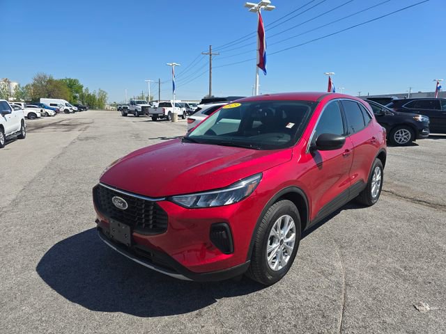 Used 2023 Ford Escape Active AWD/4WD image 9