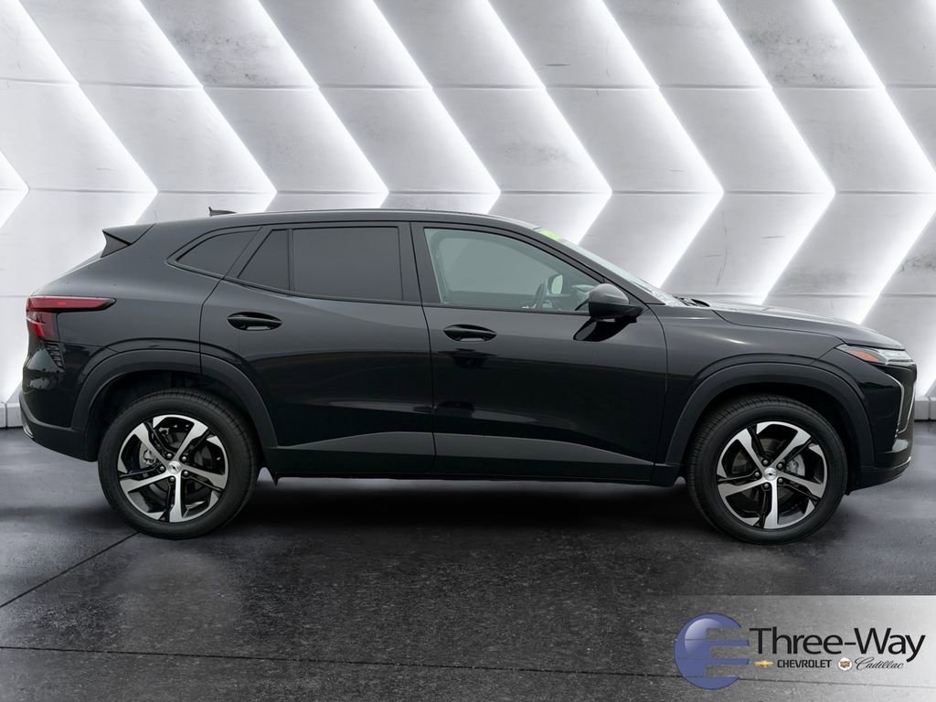 Certified 2024 Chevrolet Trax RS image 6