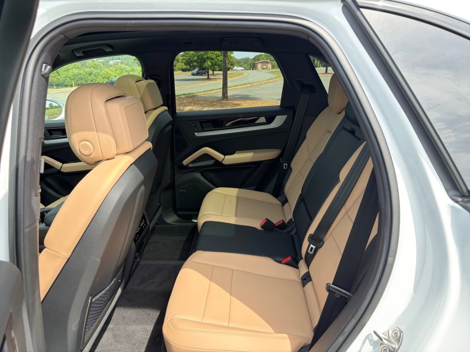 New 2026 Porsche Cayenne AWD/4WD image 20