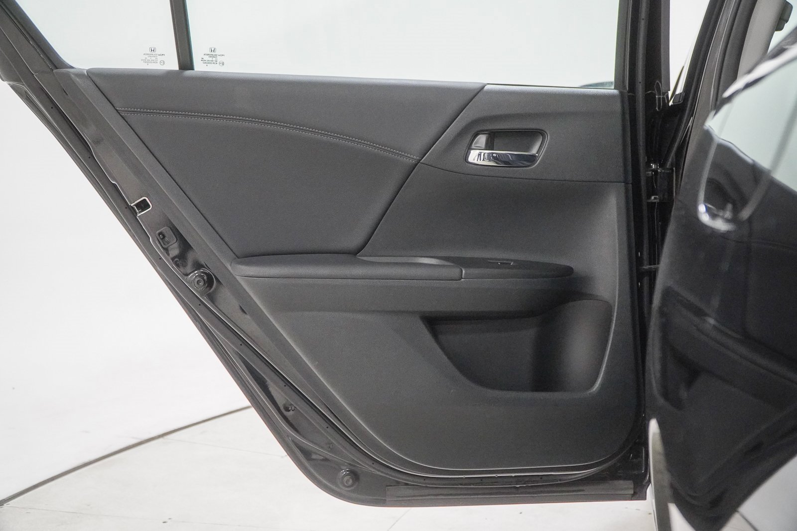 Used 2016 Honda Accord EX-L image 43