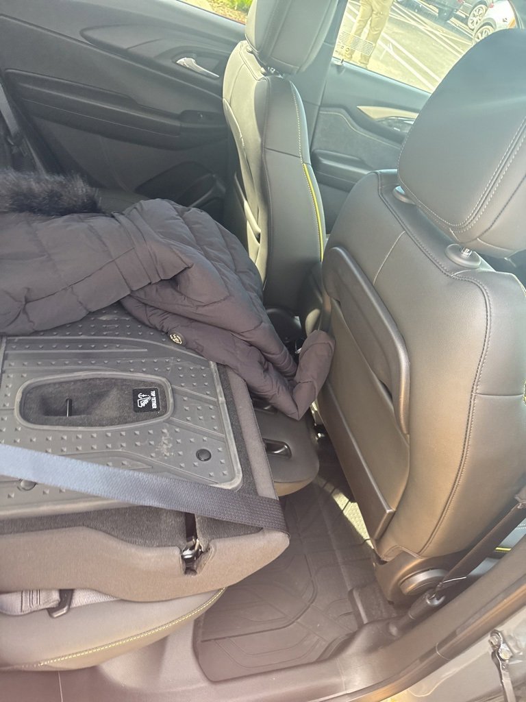 Used 2025 Chevrolet TrailBlazer ACTIV w/ Driver Confidence Package image 41