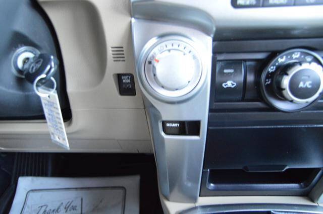 Used 2011 Toyota 4Runner SR5 AWD/4WD image 26