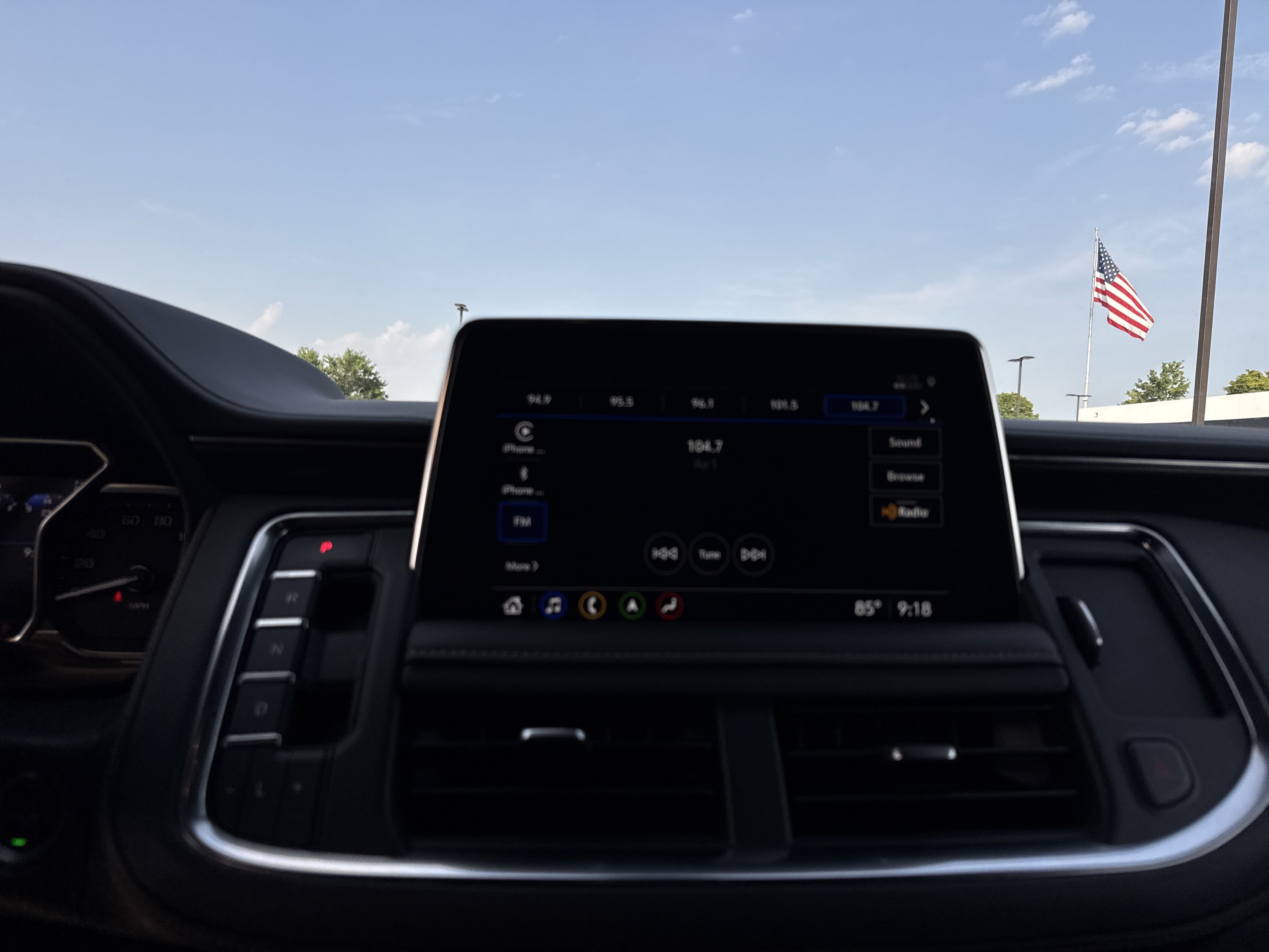 Used 2021 GMC Yukon XL AT4 w/ Rear Media and Nav Package AWD/4WD image 24